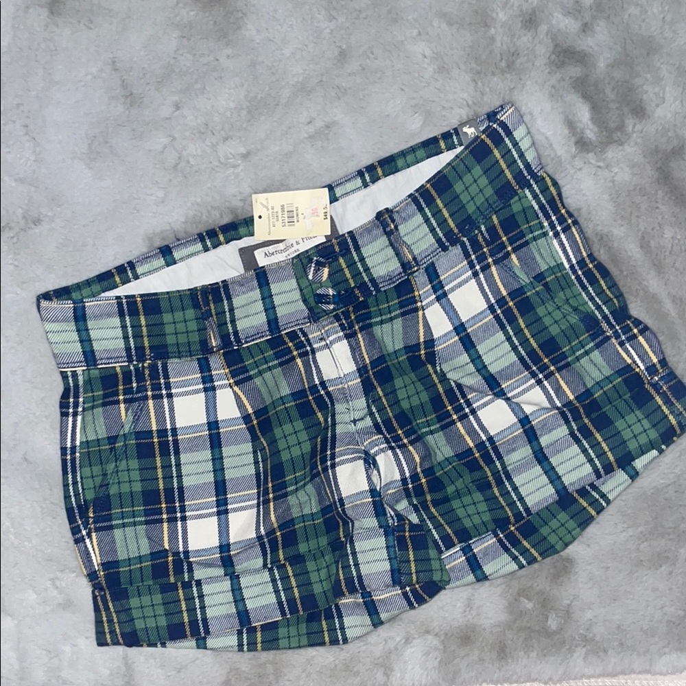 Abercrombie & Fitch Womens Green Blue White Plaid Shorts Size 4 New With Tags
